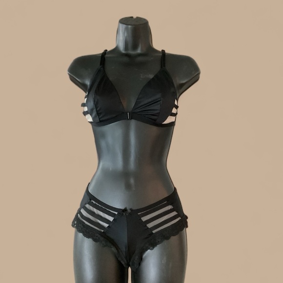 Victoria’s Secret 3 piece Set,  NWOT - Picture 1 of 16